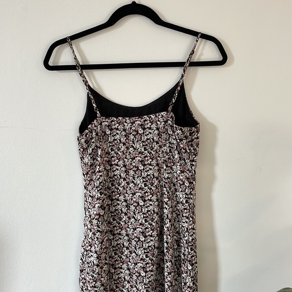 Floral Midi Dress - Picture 3 of 5